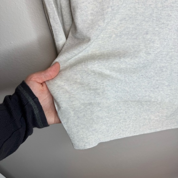 J Crew 48889 Women's Lightweight Merino Wool V-Neck Bright Sweater Heather Grey - Picture 7 of 9